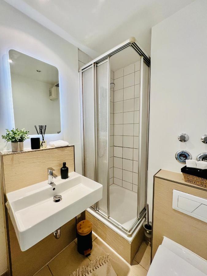 Sunset Apartment: Free Parking + Balcony + Netflix Эссен Экстерьер фото